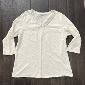 Cold water Creek Women's White V-Neck Top